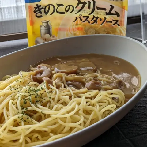 「PlantRECIPE　きのこのクリームパスタソース」を使ってみたSnapdishの料理・レシピ写真:昨日の「PlantRECIPE」商品セットから「きのこのクリームパスタソース」