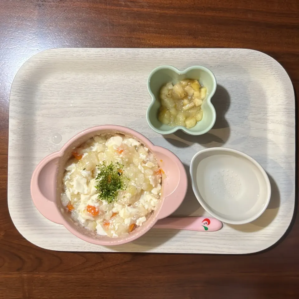 Snapdishの料理写真:野菜と豆腐の雑炊、バナナ、湯冷し|km2571さん