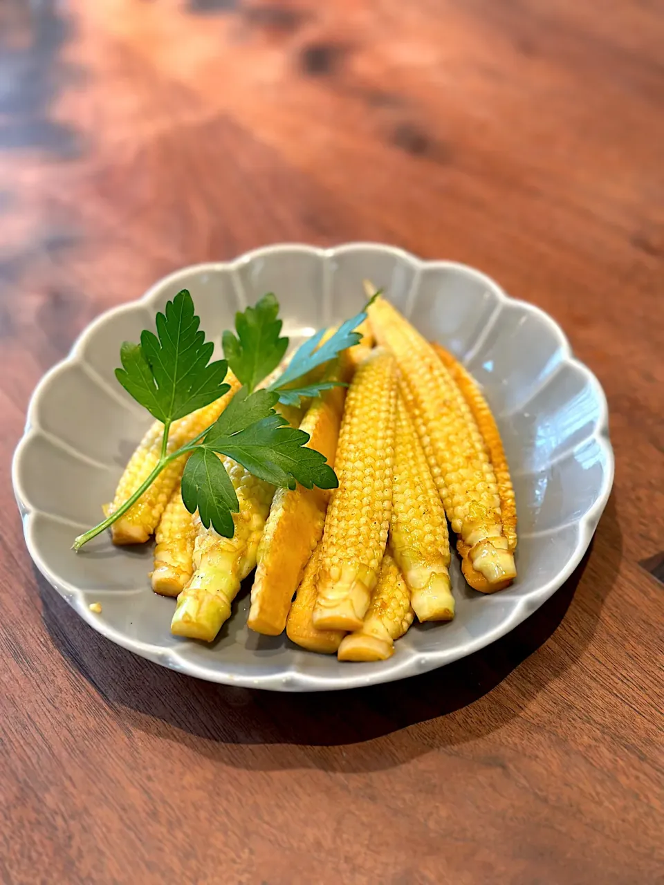 生ヤングコーンのバター焼き|しょうさん