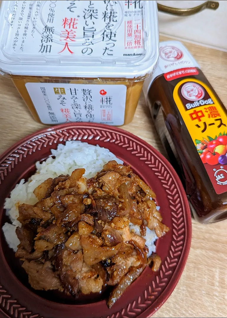 豚肉万能味ソース丼|つほママさん