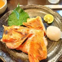 Snapdishの料理写真:キンキの塩焼き🐟|ラークさん