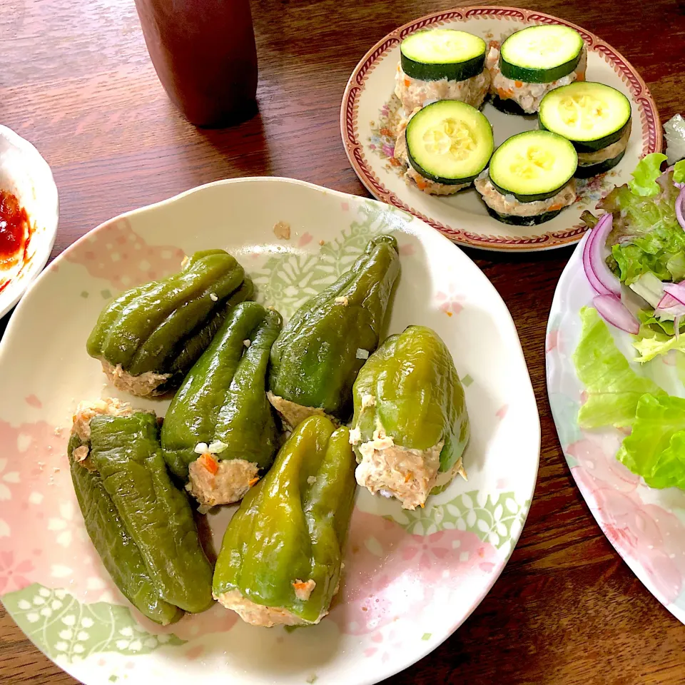 ピーマンの肉詰め・丸ごと蒸し|まみさん