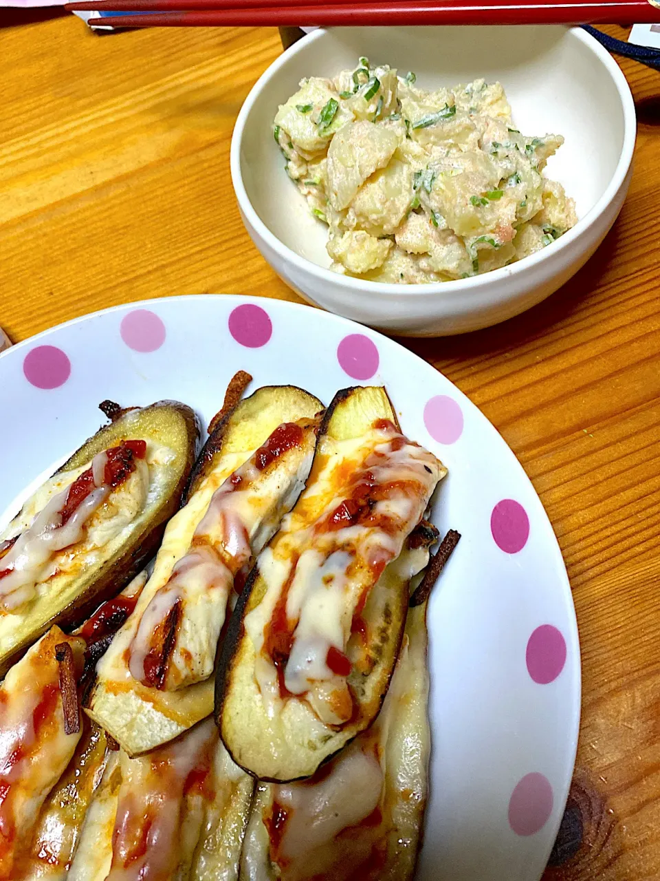 茄子とささみのチーズ焼き、じゃがいもの明太マヨ和え|kaaaaaさん