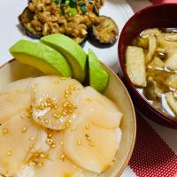 【ふるさと…さよなら】ホタテ丼　万能味ソース茄子炒め