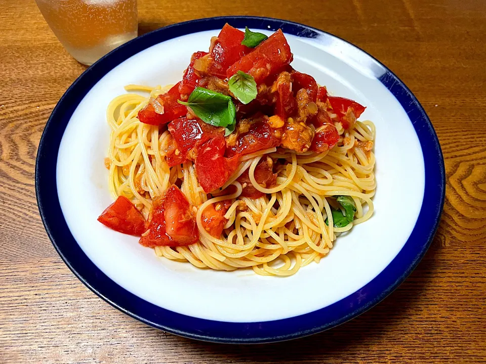 トマトの冷製パスタ🍝|yummy tommyさん