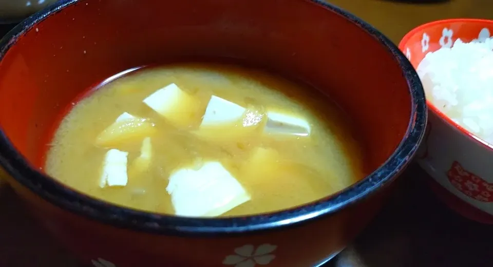 タケヤみそ　名人みそ500g

豆腐と玉ねぎの味噌汁|ユキヨメ♪さん