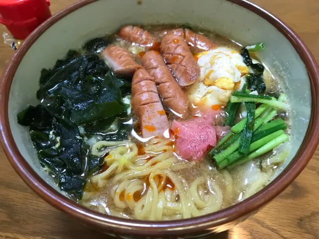 ラ王🍜、豚骨醤油味❗️(●´ω｀●)✨|サソリさん