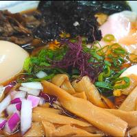 【毎月第1日曜日はスペシャルのみ】
中華そば 半ざわ
サザエ出汁ラーメン 
(焦がし醤油味、煮玉子付、1,400円)
＋メンマ (覆麺智/花木共通の
メンバーカード提示で無料)
＠西巣鴨2分
(赤羽からママチャリ27分)
23125 (130,990)