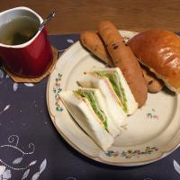 サンドイッチ(昼飯)