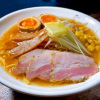 今夜の料理は初投稿　🍜味噌バターら〜めん