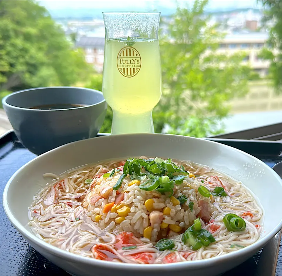 カニカマ餡掛けチャーハン|くまちゃんさん