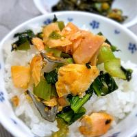 morimi32さんの料理 ゴハンの供(小松菜と鮭)