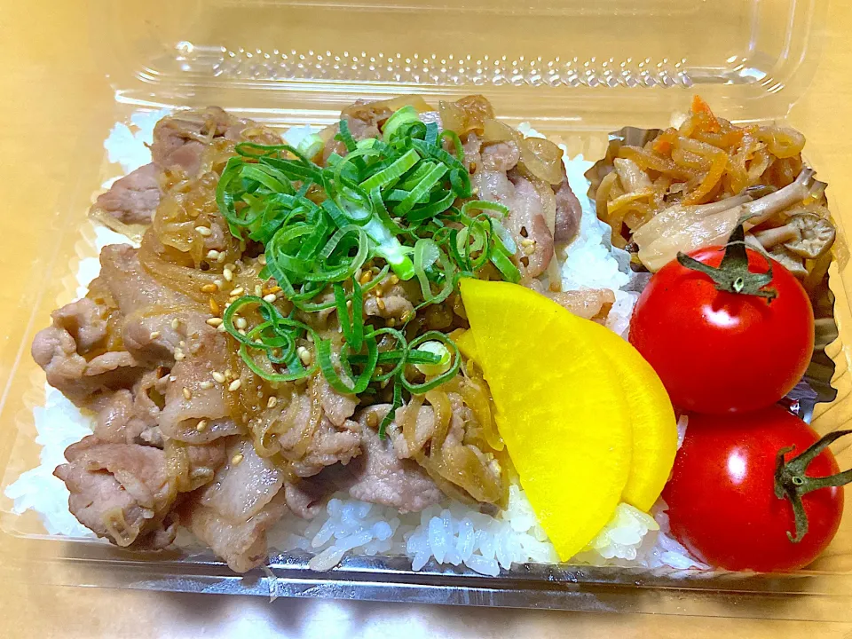 Snapdishの料理写真:手抜き弁当🍱豚丼‼️|サチ😊さん