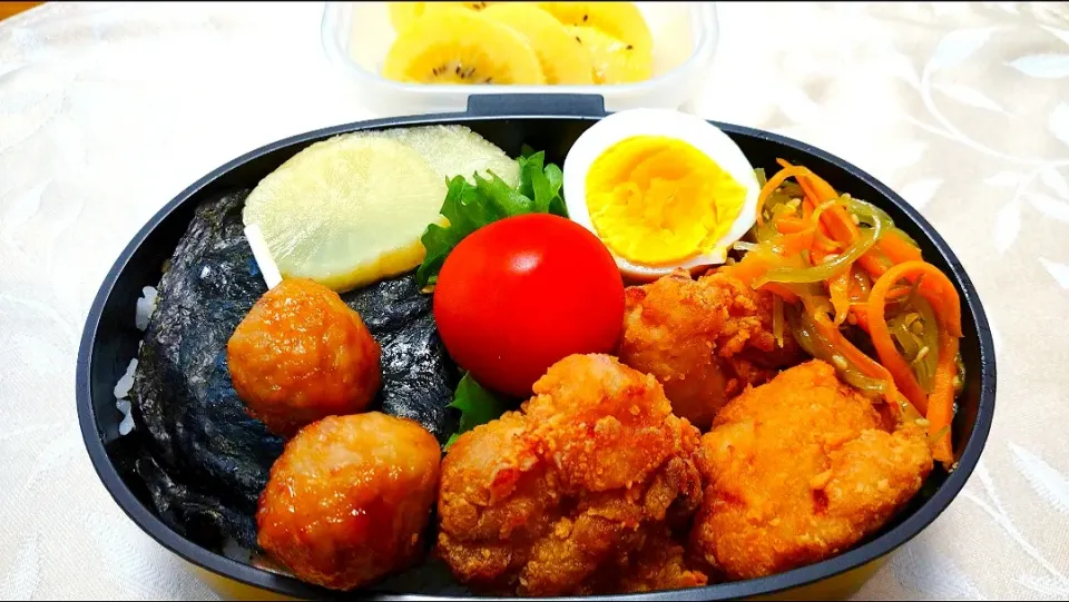 6/5のお弁当🍱
海苔弁当|卯月さん