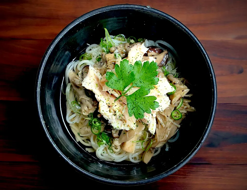 きのこのペペロンそうめん|半田手延べそうめんの店 阿波や壱兆さん