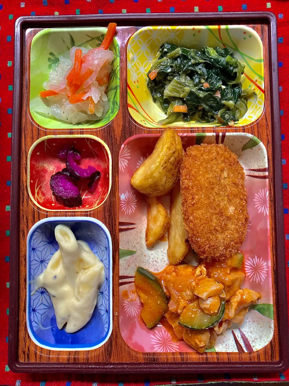 Snapdishの料理写真:お昼🍱|Kojiさん