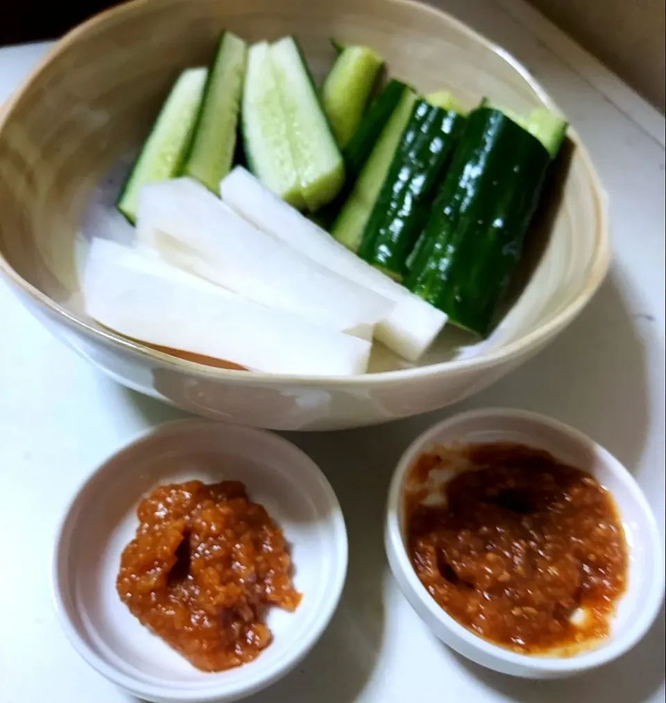 Snapdishの料理写真:お味噌で野菜スティック|あかね空さん