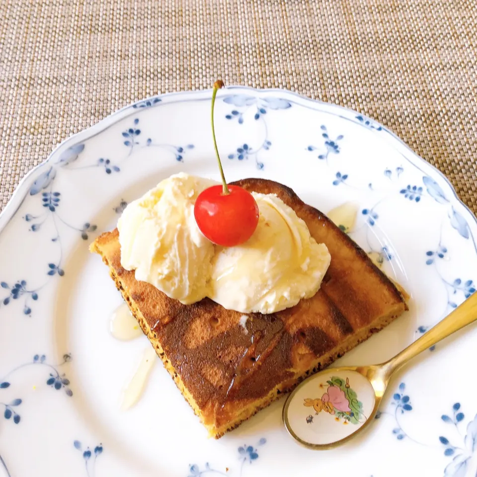 さくらんぼの米粉パンケーキ🥞🍒|sakiさん