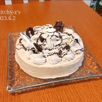 Snapdishの料理写真:チョコムースのお誕生日ケーキ(σﾟωﾟ)σ|ミッチーZさん