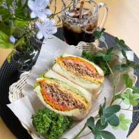 6/7❤︎チーズ鶏そぼろ&たまご焼きトーストサンド🌱
お弁当の残り物で…