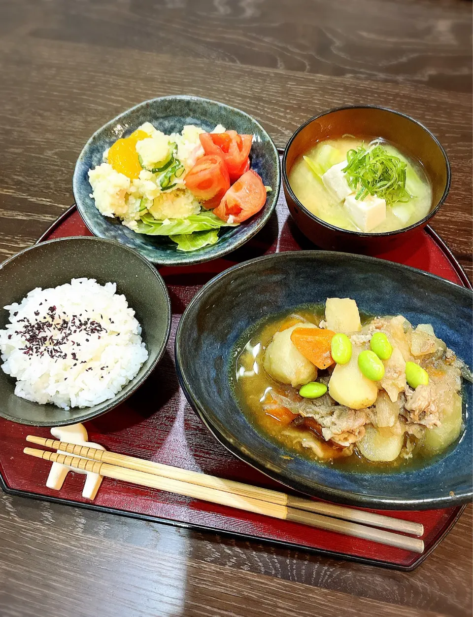 肉じゃが＆ポテトサラダ♪♪|mocoꕤ*.゜さん