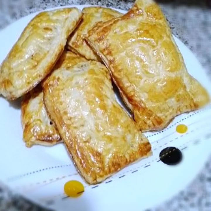 #beef petty and cheese pie|Promiseさん