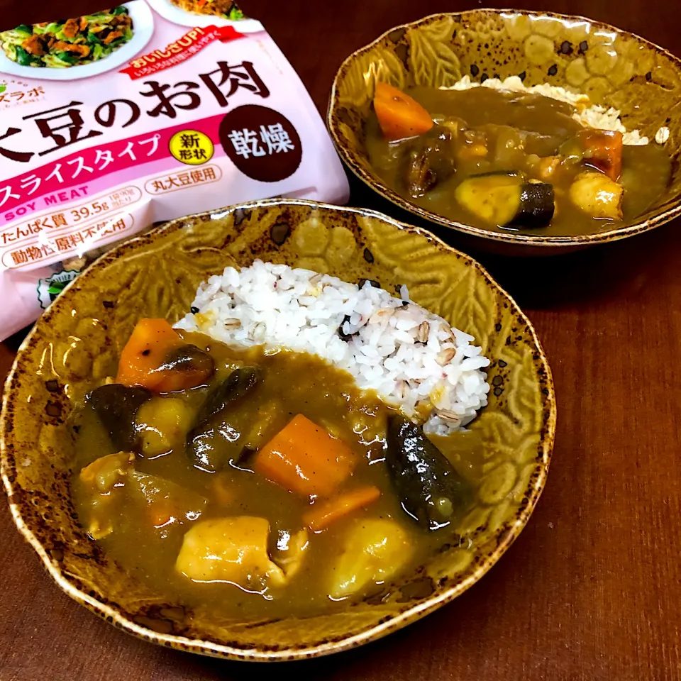 お豆のお肉deカレーライス🍛&オートミール＊|henryさん