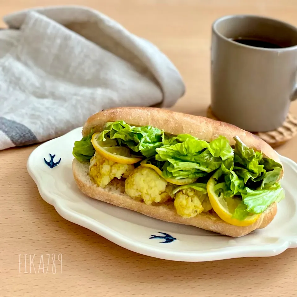 Snapdishの料理写真:アルモンデ作った お野菜たっぷりサンド|FIKA789さん