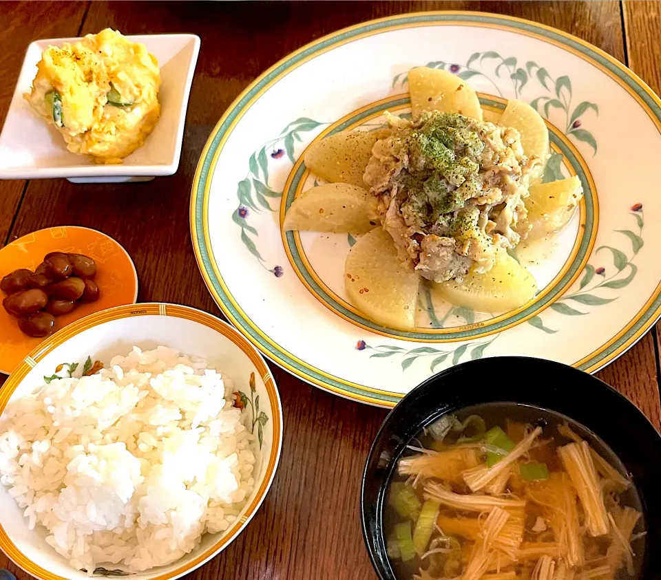 晩ごはん♯豚肉と大根のブレゼ|小松菜さん