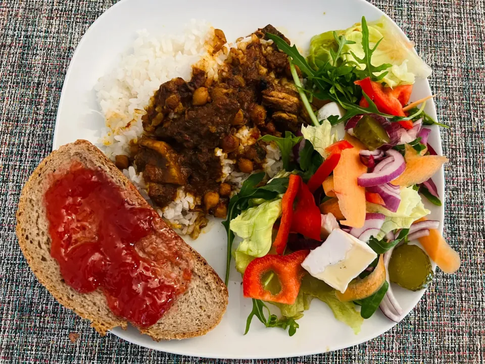 ひよこ豆とチキンのスパイスカレーワンプレート|sjさん