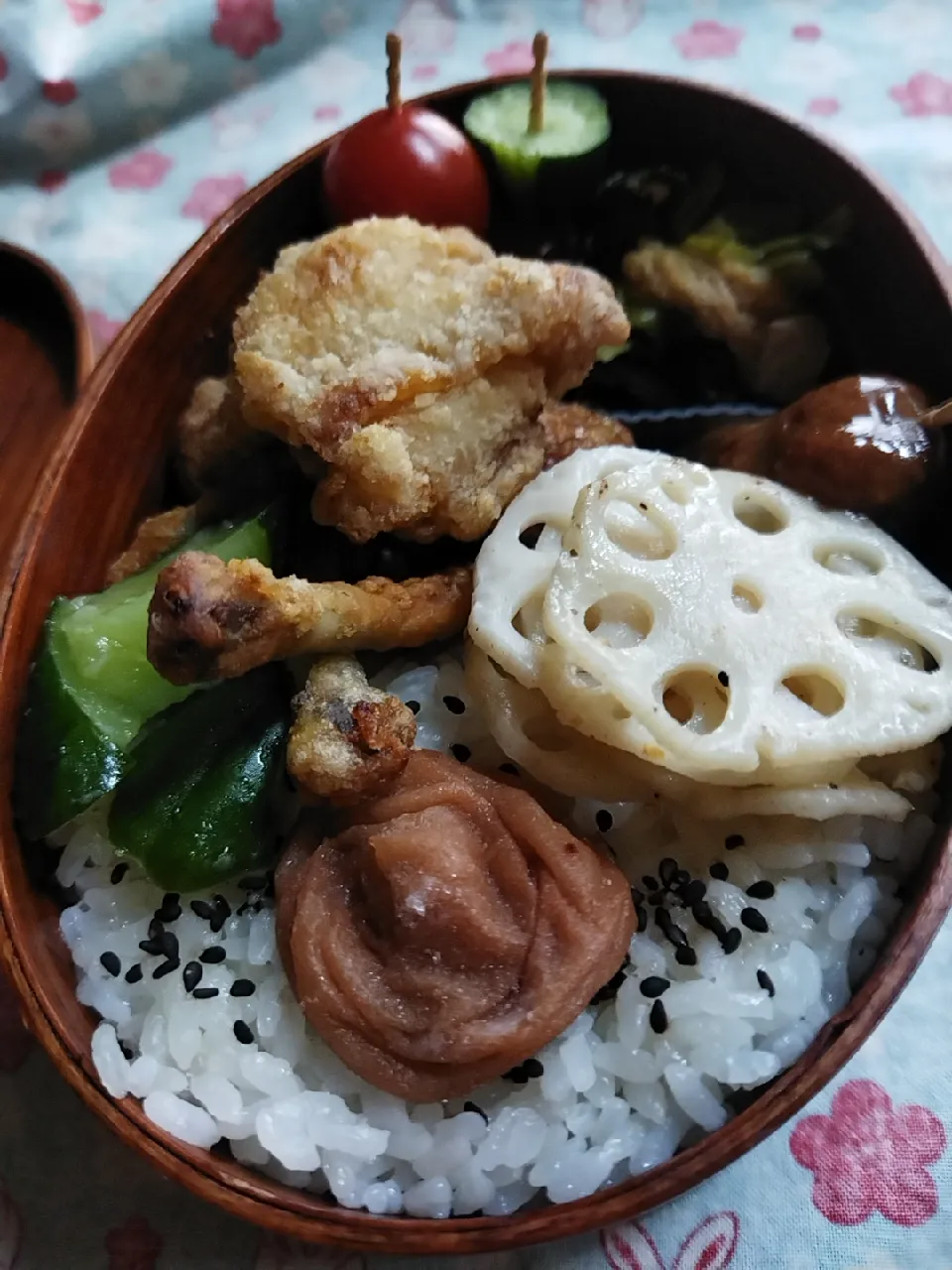 Snapdishの料理写真:高校生男子曲げわっぱ弁当|JUNさん