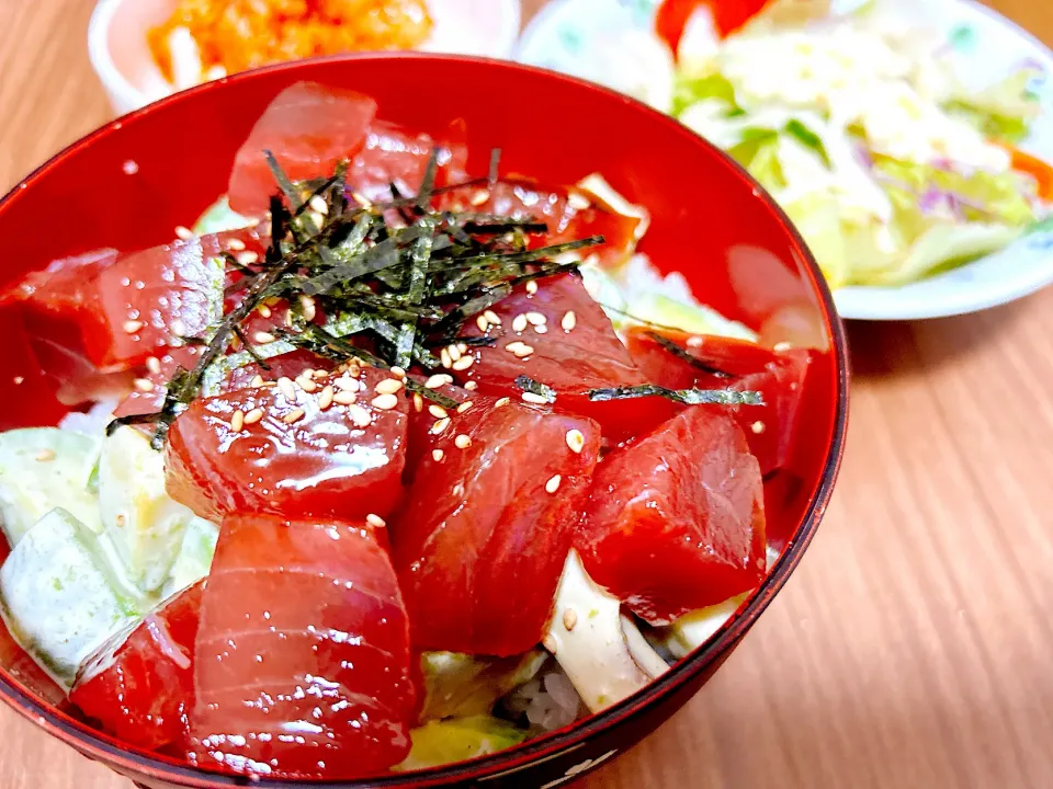 マグロとアボカド丼|yuichiさん