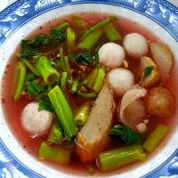 Thai-style Pink Sauce Noodle Soup aka 'Yen-Ta-Fo' (เย็นตาโฟ)