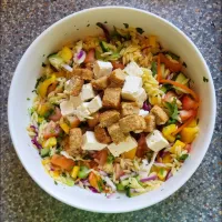 Snapdishの料理写真:Orzo pasta salad with feta and veggie chicken|FatGirlFoodJourneyさん