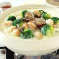 シチュールーで簡単アレンジ！ 魚介のクリームチャウダー鍋 #AllAbout