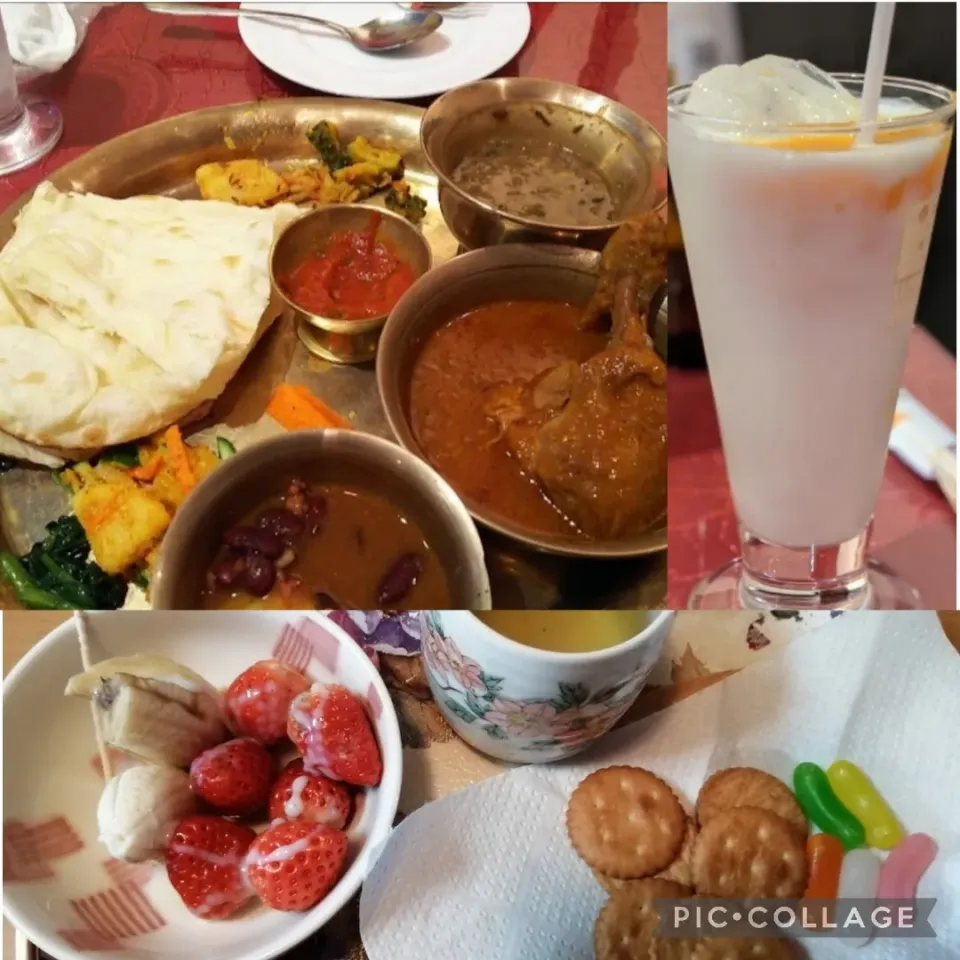 Snapdishの料理写真:外食カレーとおやつ|よっちんさん