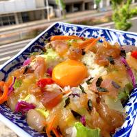 朝から海鮮丼