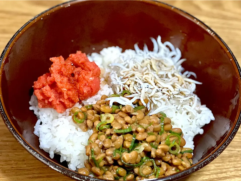 ☆納豆明太しらす丼|まぁたんさん