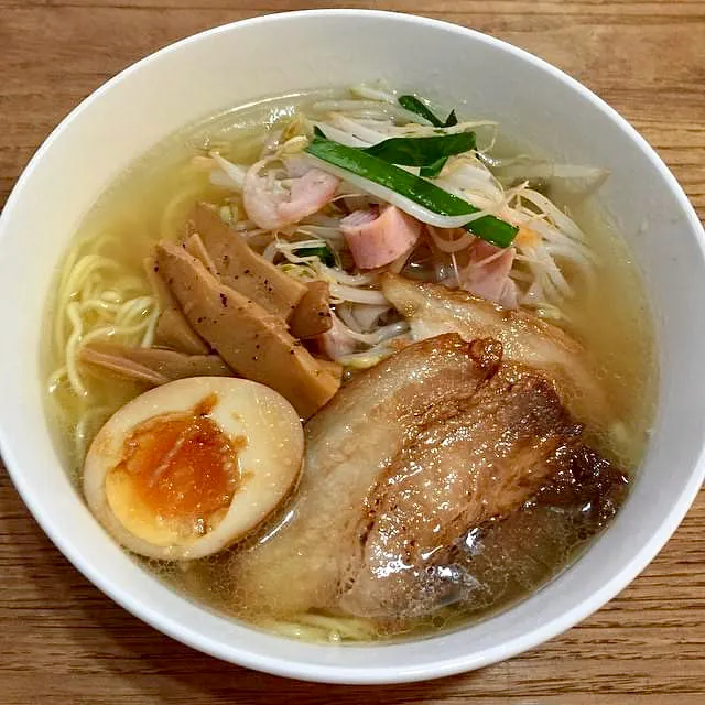 サッポロ一番塩ラーメンde夜食|ばくあんしゃさん