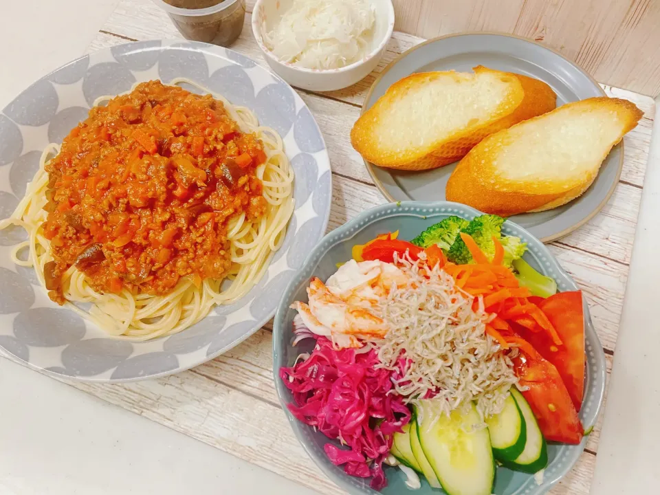 Snapdishの料理写真:ミートクリームパスタ🍝|chou  chouさん