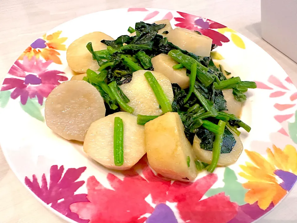 ほうれん草と里芋のバター醤油炒め|ゆみさん