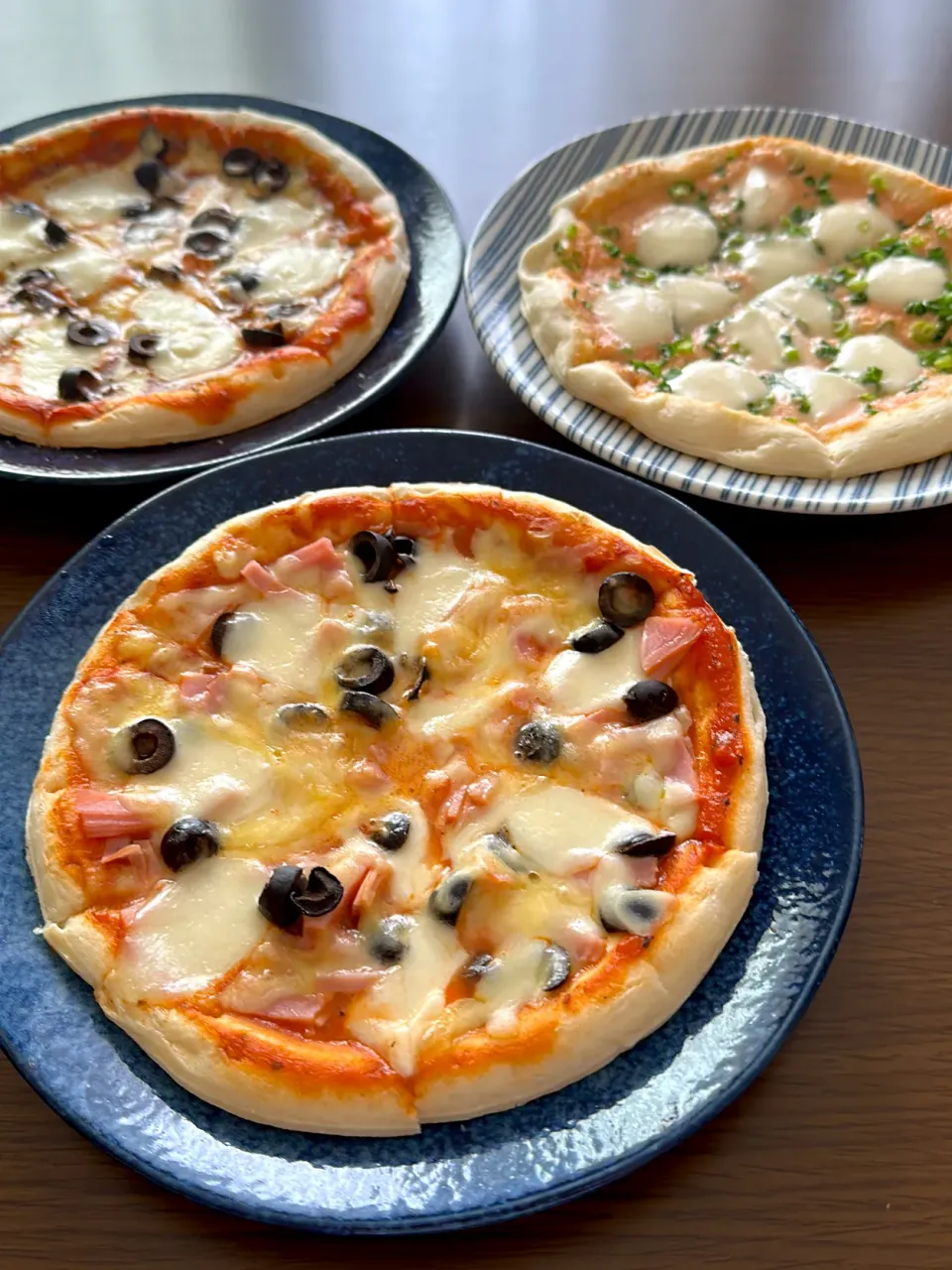 業務スーの冷凍ピザ生地で、ピザランチ🍕|ゆーこ。さん