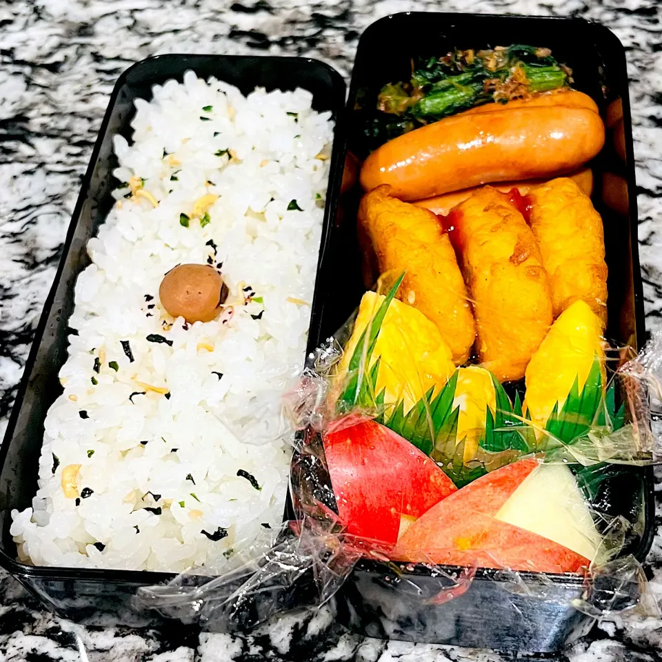 わかめとしらすの混ぜ込みご飯弁当|アッコちゃん✨さん