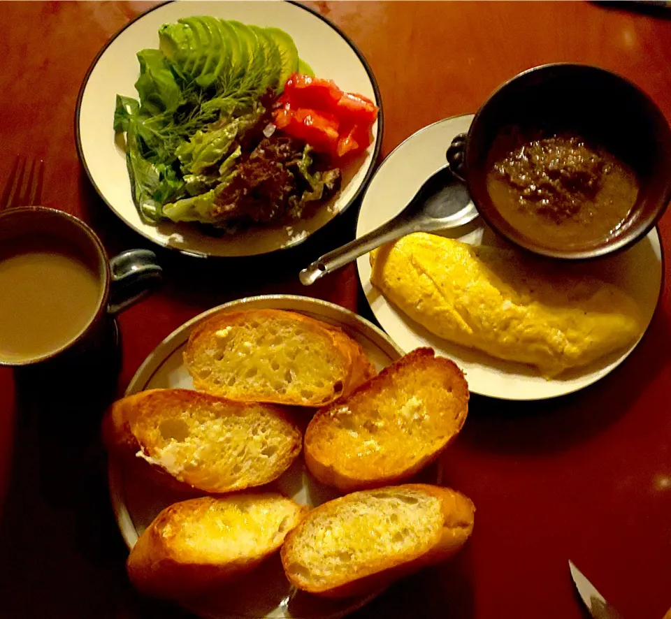 early morning🌝朝カレー🤣|🌈Ami🍻さん