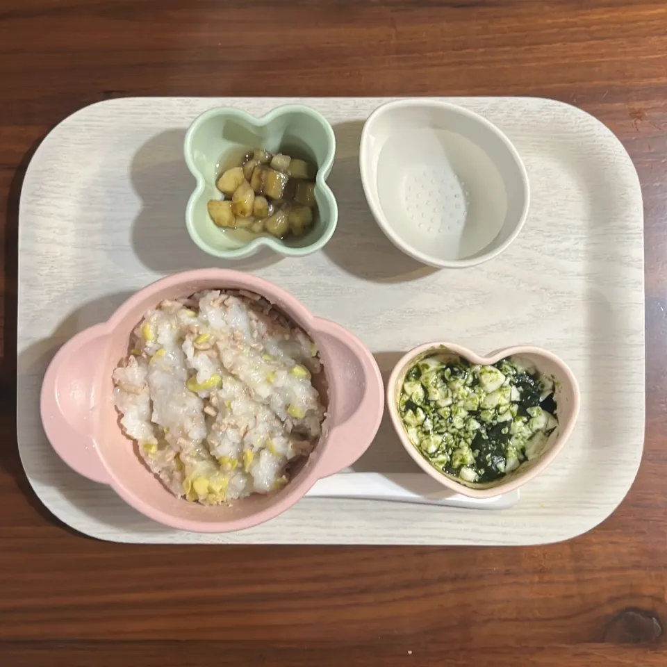 Snapdishの料理写真:豚ひき肉と枝豆のまぜごはん、ほうれん草の白和え、バナナ、湯冷し|km2571さん