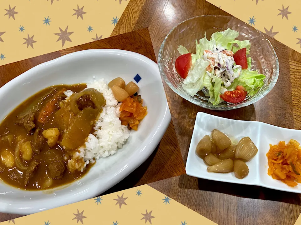 Snapdishの料理写真:収穫野菜で 久々お家カレー🍛|sakuramochiさん