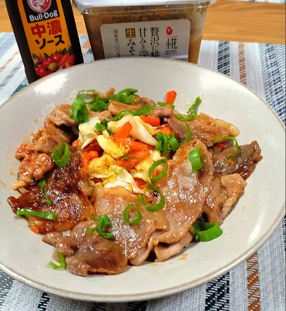 豚バラ肉とキャベツの万能味ソース&にんにく炒め|kazさん