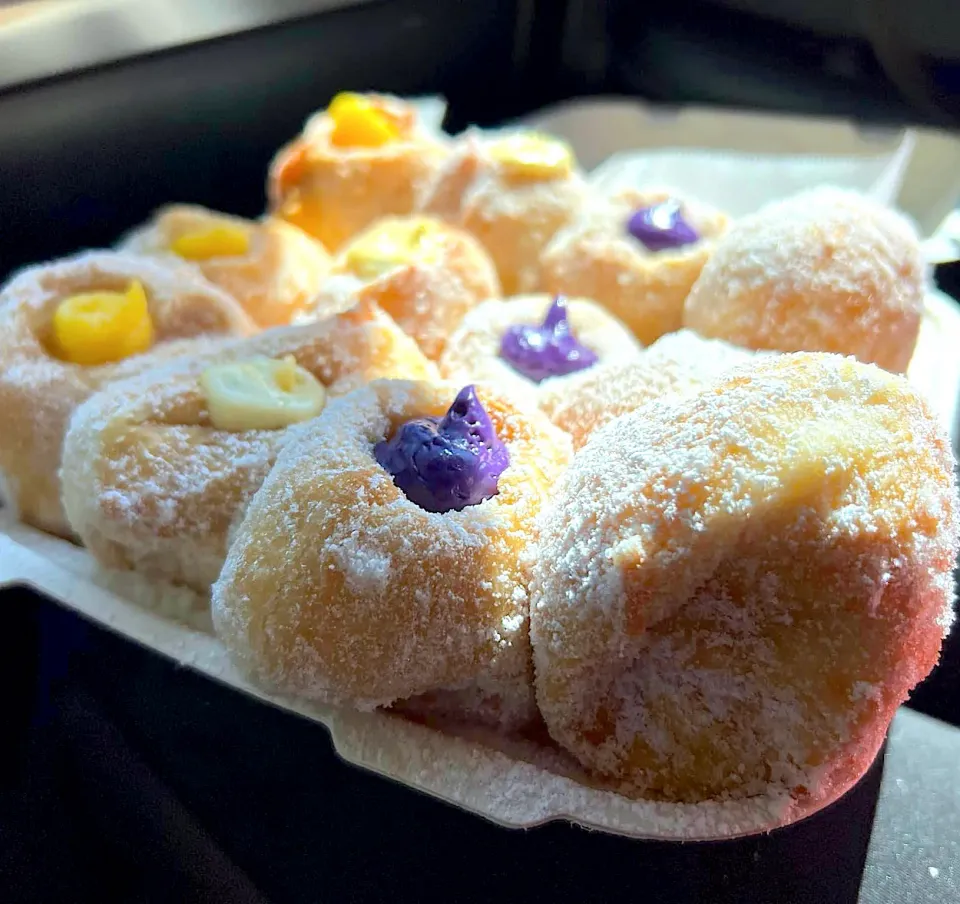 Delish💜💛💙💜 malasadas|🌺IAnneさん