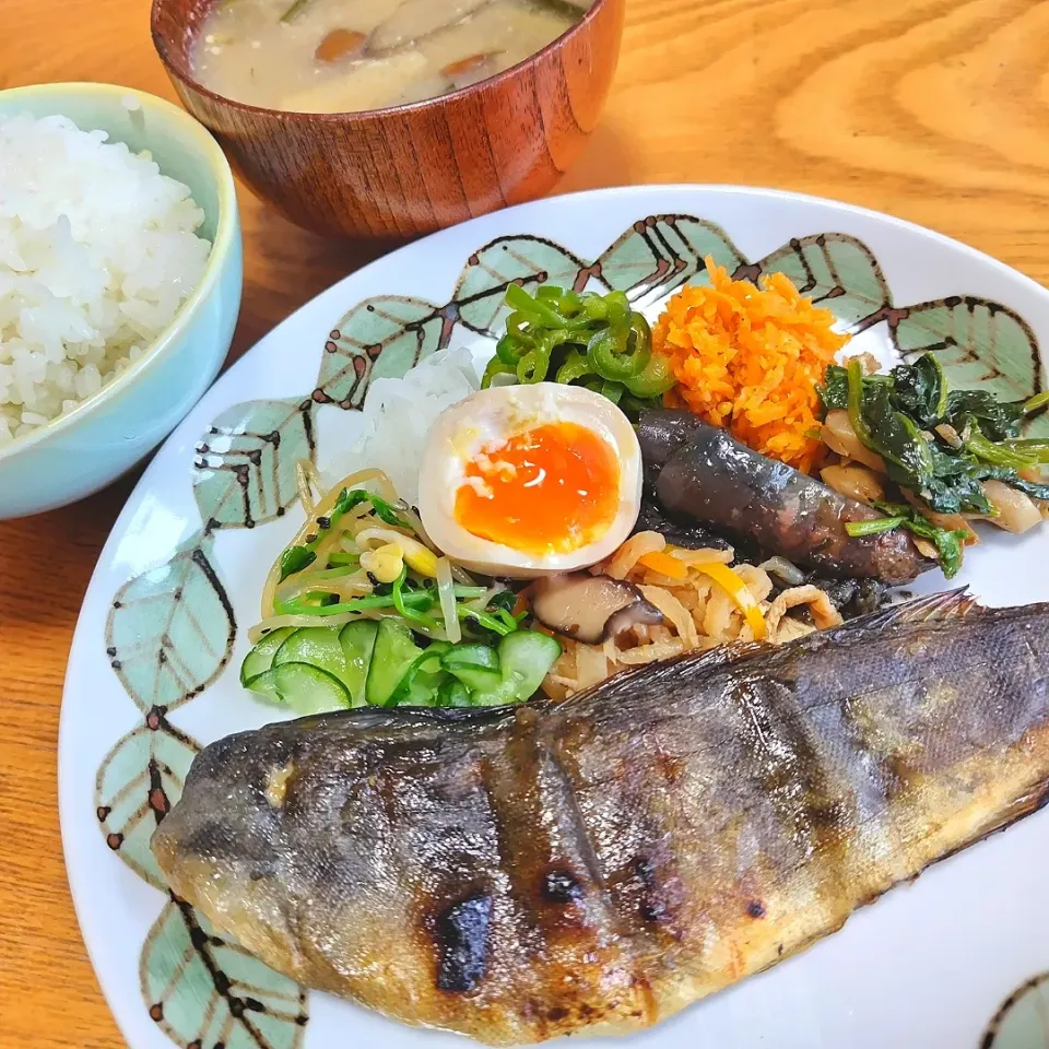 火曜日の朝ごはん🍚|ぽんしきさん