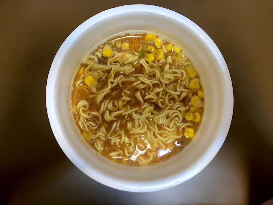 マルちゃん ごつ盛り コーン味噌ラーメン|ばーさんさん